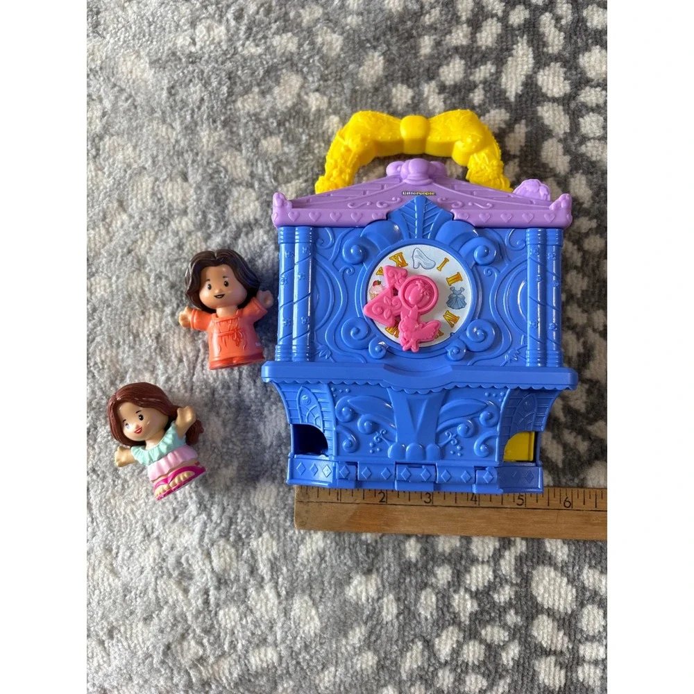 Fisher-Price Little People Disney Princess Cinderella Fold n Go Castle Playset